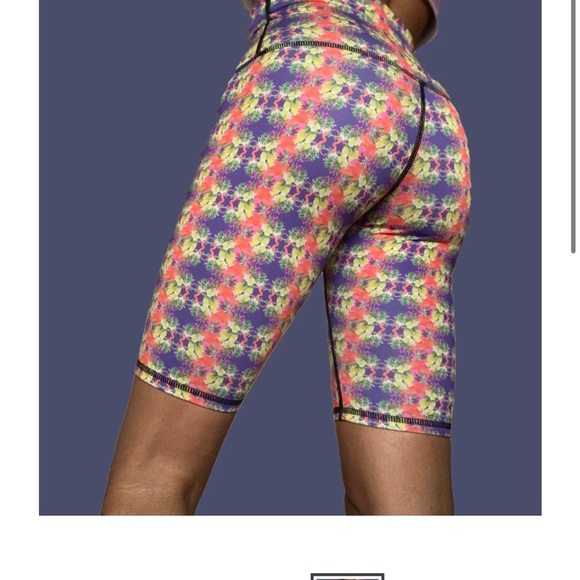 Spacejungle wildflower bike shorts- medium - Picture 6 of 6